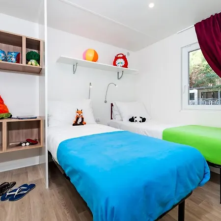 Holiday park Mobile Homes Bi Village - Adriatic Kampovi 4*