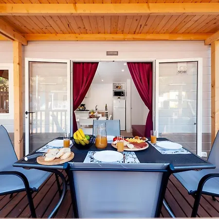 Mobile Homes Bi Village - Adriatic Kampovi 4* Fažana