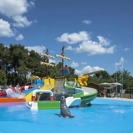 Mobile Homes Bi Village - Adriatic Kampovi Tatil parkı 4*